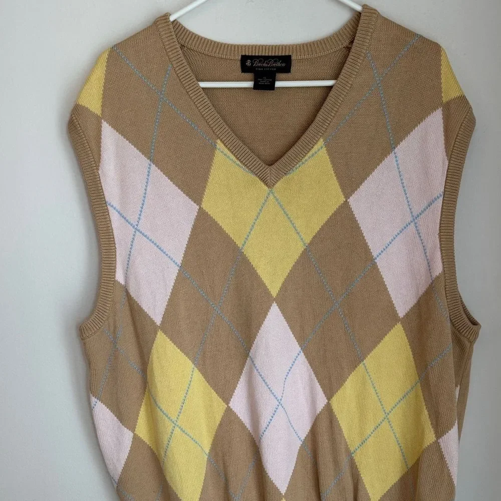 Brooks Brothers chic argyle